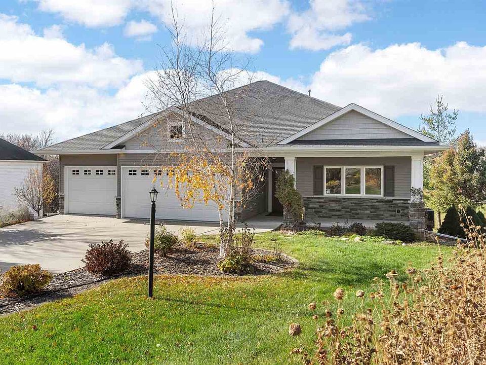 1st image of 2260 Shropshire Cir