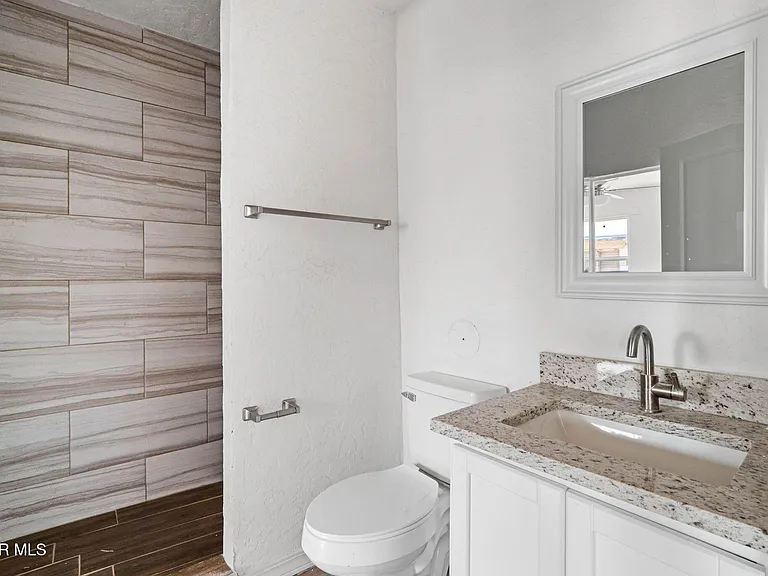 1116 N Copia St — Photo 7