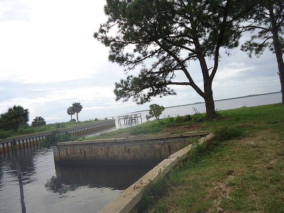 2nd image of 65 Blue Heron Way