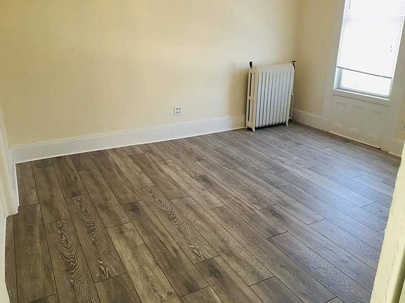 3rd image of 2531 21st St