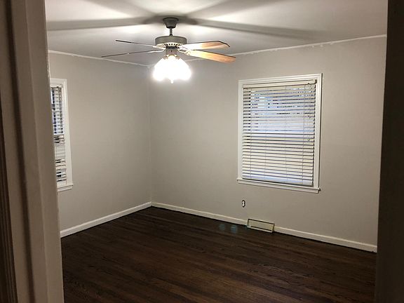 3rd image of 517 W 97th St
