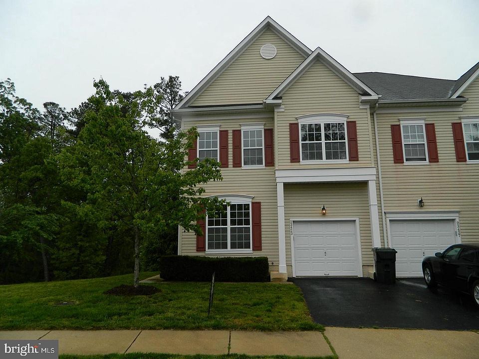 1st image of 23423 Dahlia Cir