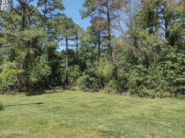 2026 Caracara Drive, New Bern, NC 28560