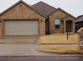 12017 Chisholm Village Dr, Oklahoma City, OK 73114