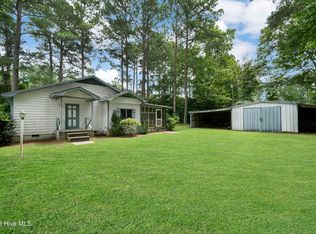 131 Magnolia Dr, Blounts Creek, NC 27814