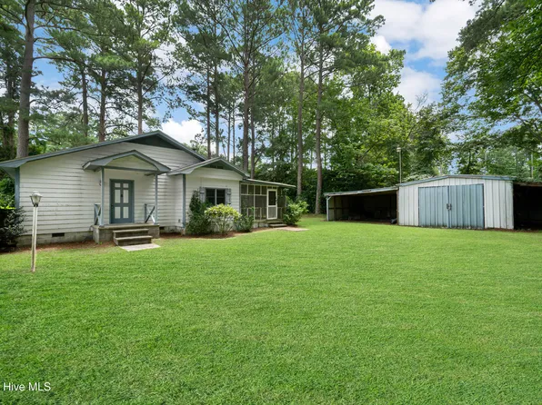 131 Magnolia Drive, Blounts Creek, NC 27814