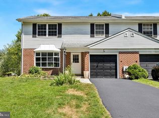 200 Llandovery Dr, Exton, PA 19341