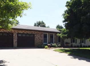 207 Roy El Rd, Wapello, IA 52653