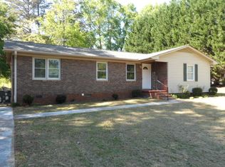 106 Oakway Dr, Seneca, SC 29678