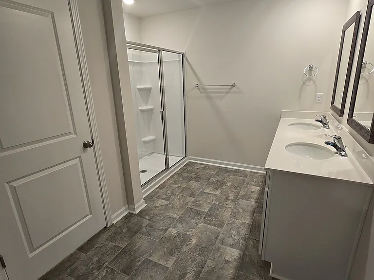 820 Wolverine Ln — Photo 13