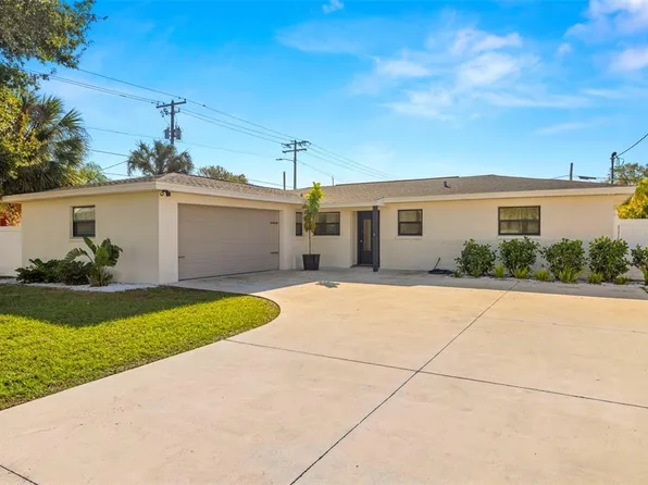 4402 W MCELROY AVENUE, TAMPA, FL 33611