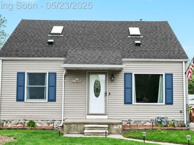 27015 W Huron River Dr, Flat Rock, MI, 48134