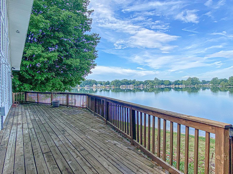 52462 Twin Lakeview Dr, Dowagiac, MI 49047 Zillow