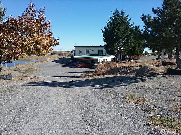 4th image of 20190 Highway 28 W