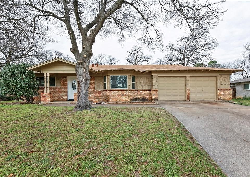 1st image of 1113 Trailwood Dr