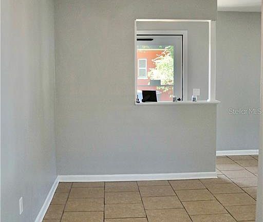 5th image of 401 S Jupiter Ave #401