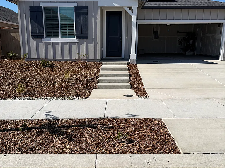 2704 Contour Way — Photo 1