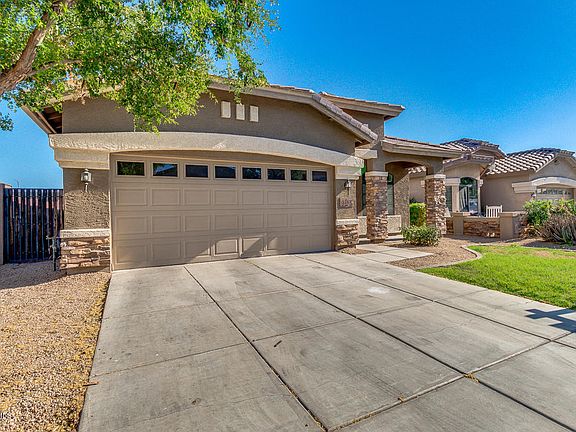 3rd image of 5263 E Carmel Ave
