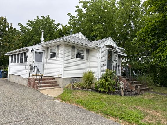 2nd image of 11 Eden Glen Ave