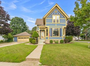 1203 Dodge St, Kewaunee, WI 54216
