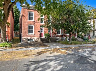 141 Primrose Ave W, Ottawa, ON K1R 6M4