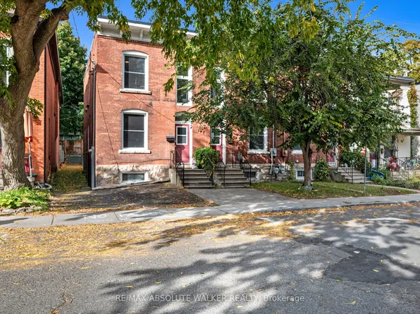 141 Primrose Ave W, Ottawa, ON K1R 6M4