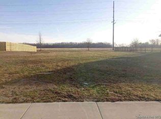 508 Waterwheel Dr, Rochester, IL 62563