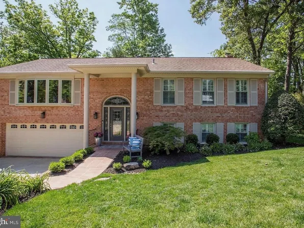 4727 38th Pl N, Arlington, VA 22207