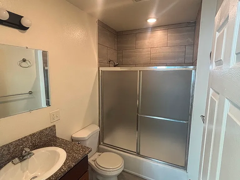 232 W 82nd St — Photo 12