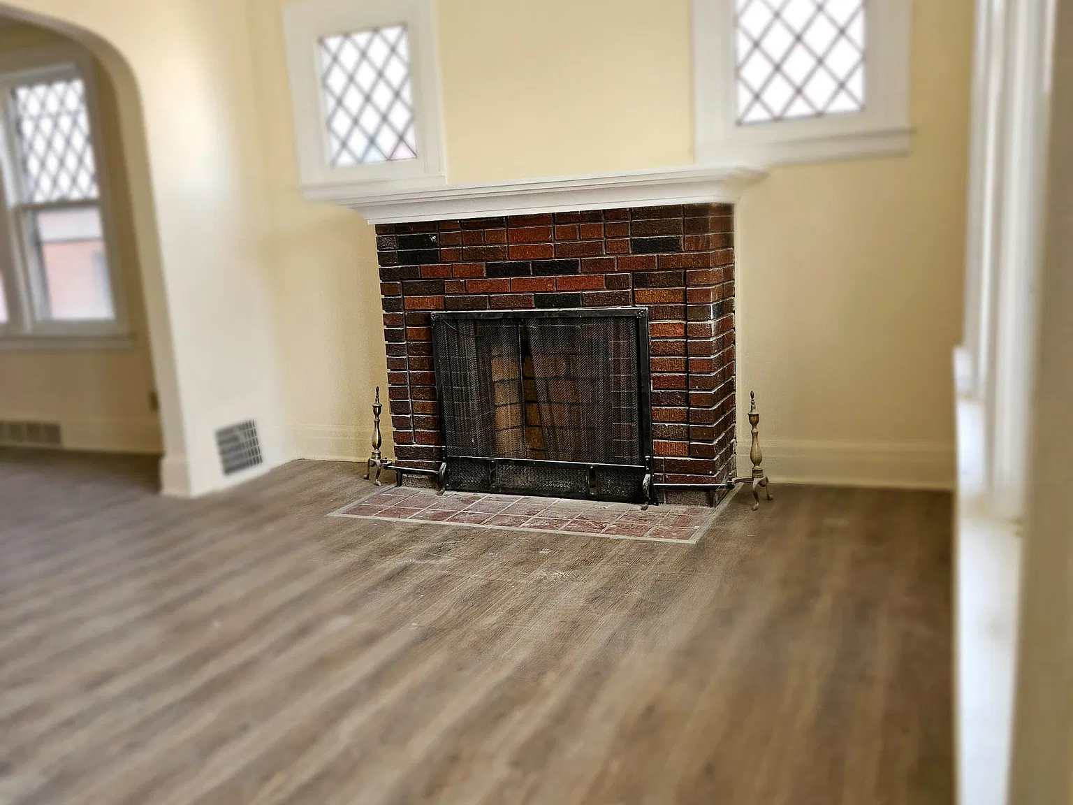 2 bed, 864 sqft, $1,399 — Photo 2