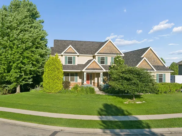 5352 Scenic Oak Dr SW, Rochester, MN 55902