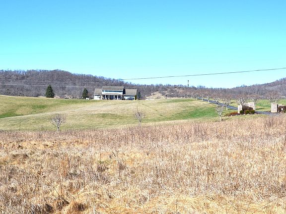 5th image of Fairview Rd