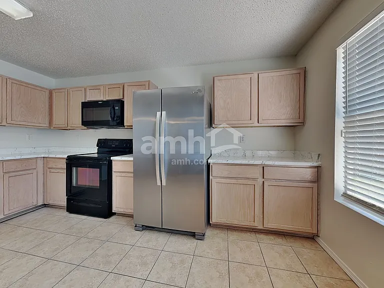 4301 Meadowknoll Dr — Photo 4