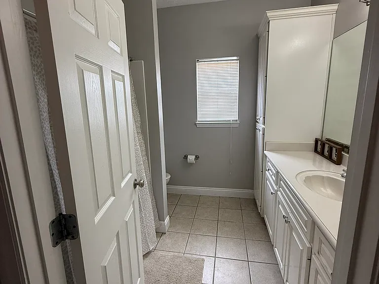 2619 Beech St — Photo 16
