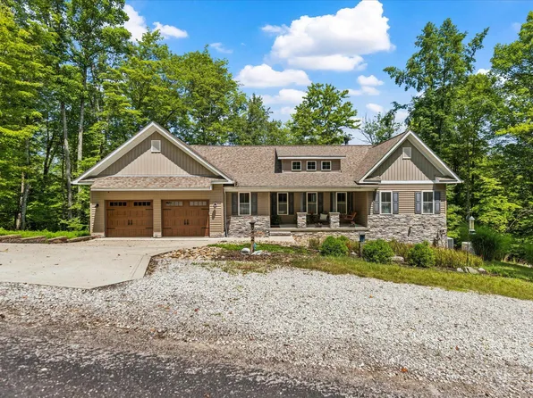 972 Sauk Ln, Bremen, OH 43107