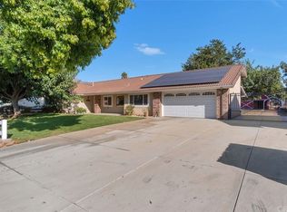2643 Laramore Ln, Riverside, CA 92509