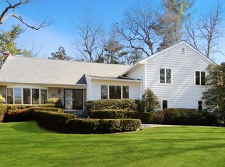 12 Harwich Ln, Purchase, NY 10577