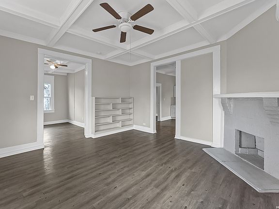 3rd image of 146 Fairview