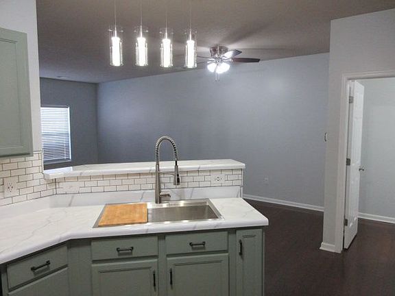 5th image of 17455 Windflower Dr