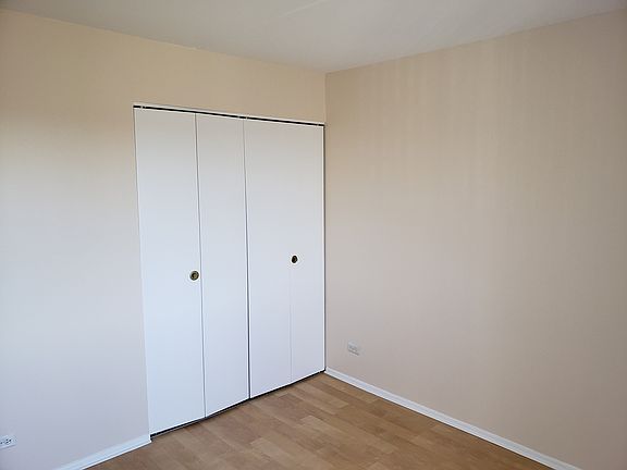 5th image of 1460 Fairlane Dr APT 429