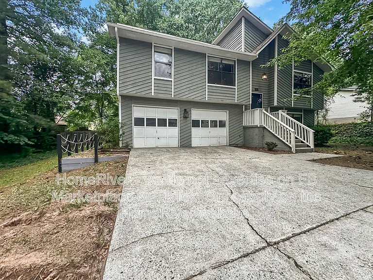 323 Park Ridge Ct — Photo 22
