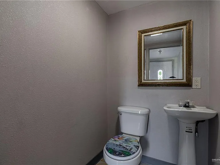 6612 S Olivarez St — Photo 10