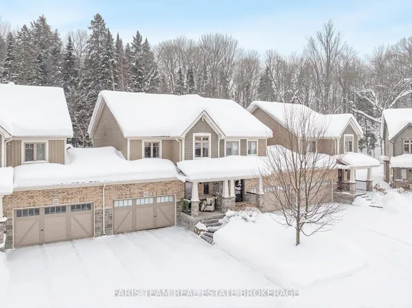 22 Spalding Cres, Huntsville, ON P1H 1C9