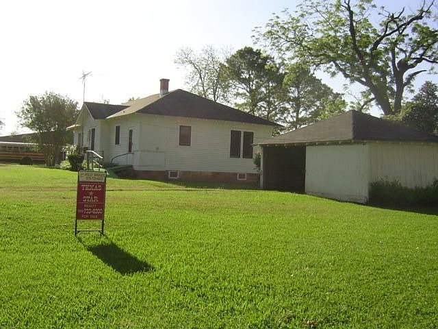 1st image of 1402 Live Oak St