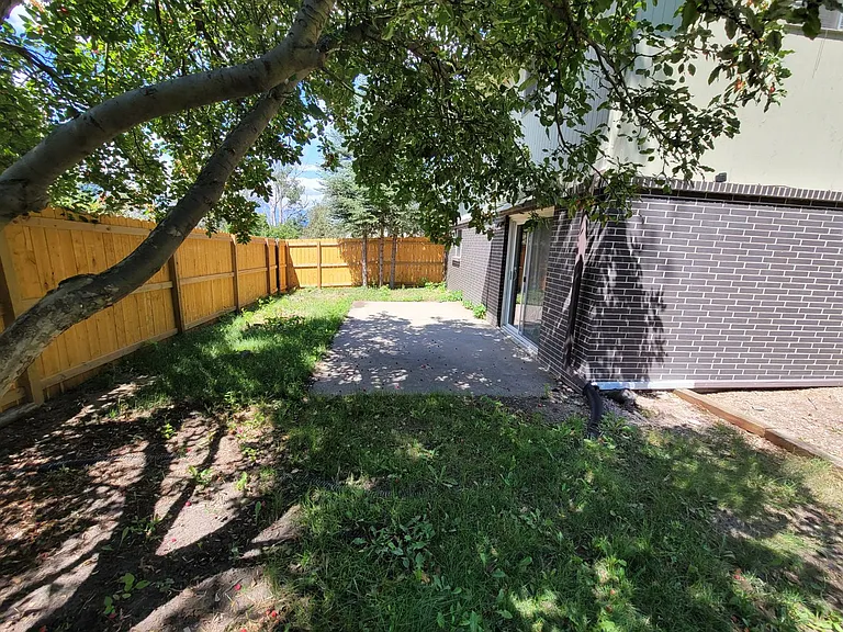 3917 Applewood Dr — Photo 37