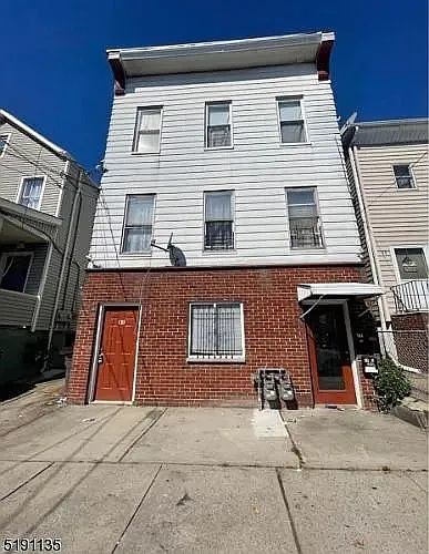 41 Delaware St #C — Photo 4