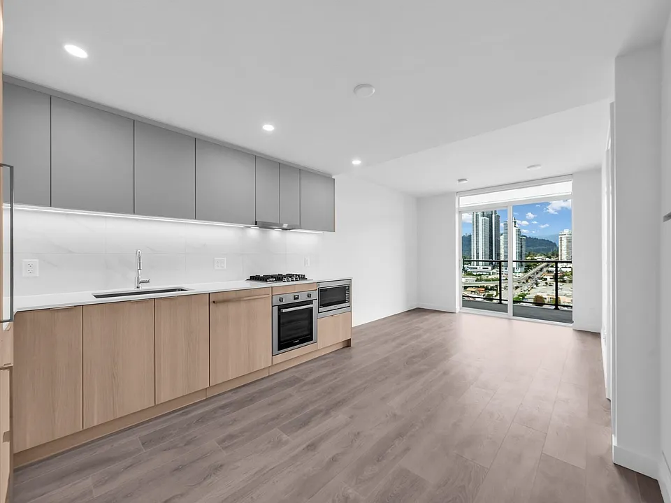 318 Alderson Ave #21XX