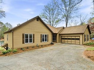 215 White Antelope St, Waleska, GA 30183
