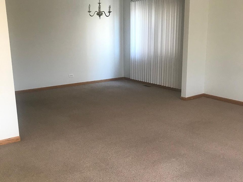 1st image of 8833 N Greenwood Ave #1