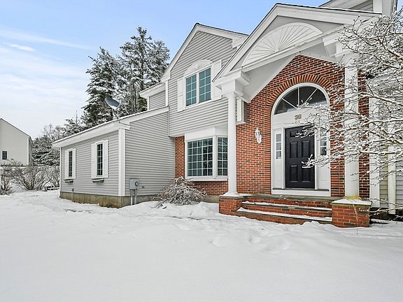 2nd image of 36 Woodland Dr
